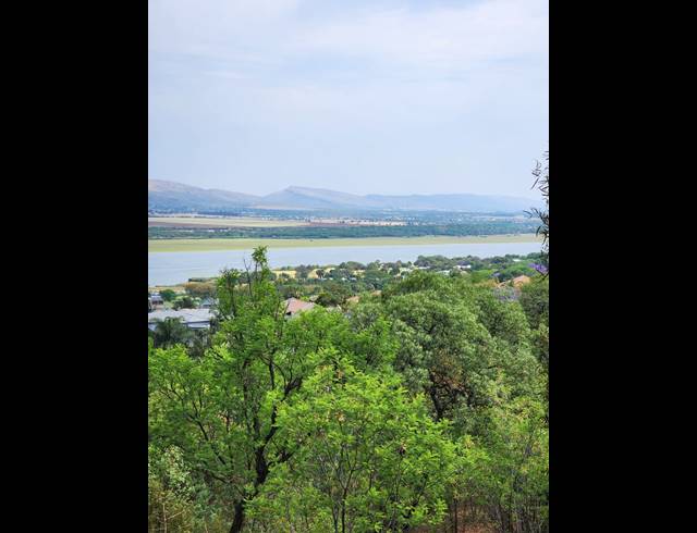 960M² VACANT LAND FOR SALE IN KOSMOS RIDGE